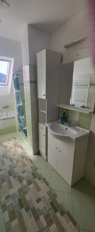 Apartman Dany Hanusovice Luaran gambar