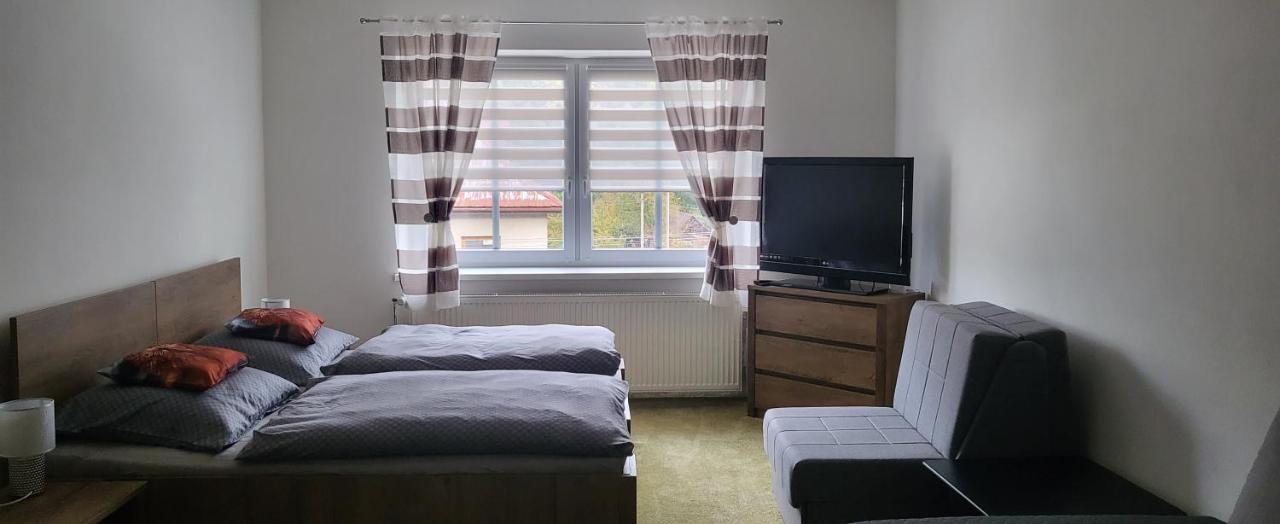 Apartman Dany Hanusovice Luaran gambar